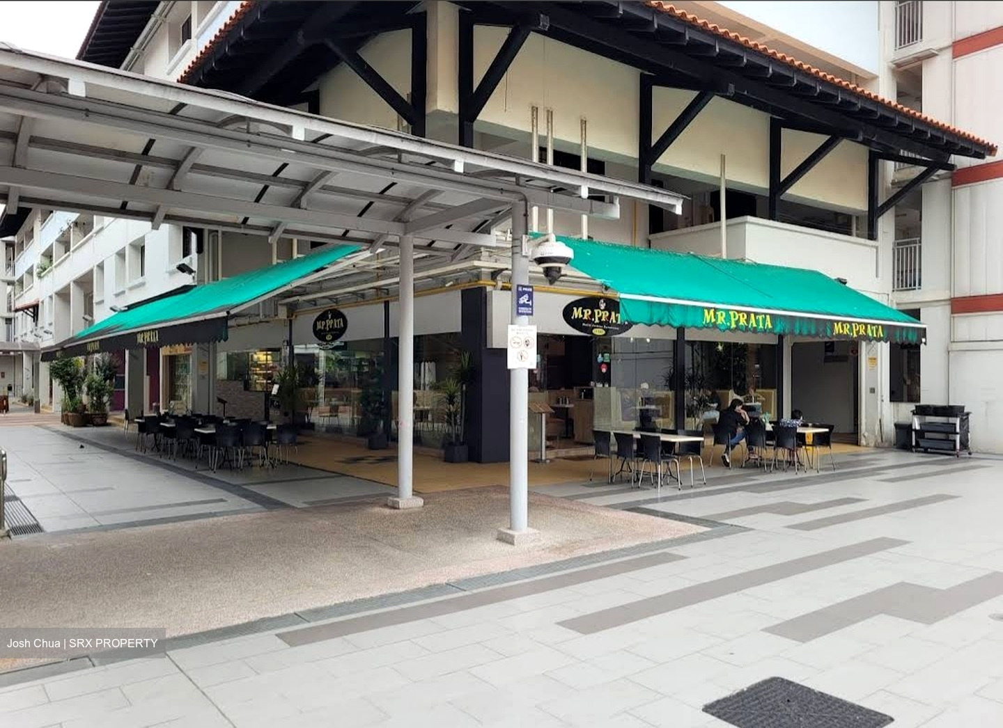 Bedok Reservoir Road (D16), Shop House #563643851